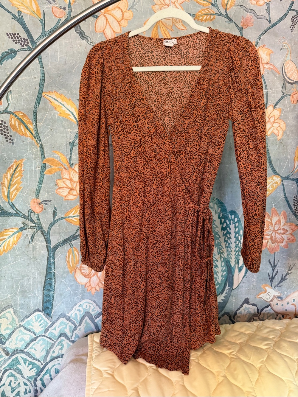 Billabong Leopard Print Wrap Dress Mini Long Sleeve Boho Festival Medium